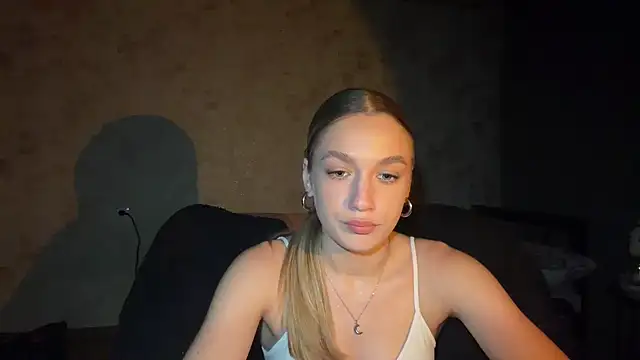 Snapshot of _Lovita chatting on July 21, 2026, 8:21 pm Lovita online show from July 21, 2026, 8:21 pm