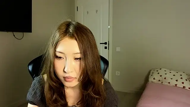 Snapshot of twilight_sakura chatting on July 19, 2026, 7:43 pm twilight sakura online show from July 19, 2026, 7:43 pm