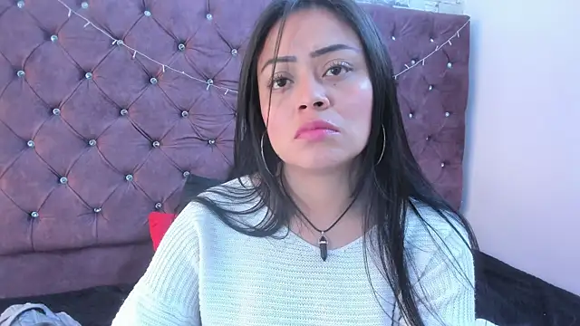 gabriela grace online show from October 28, 2025, 2:49 pm