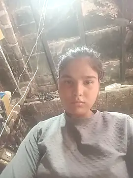 Snapshot of navyasharma89 chatting on August 7, 2026, 5:13 am navyasharma89 online show from August 7, 2026, 5:13 am