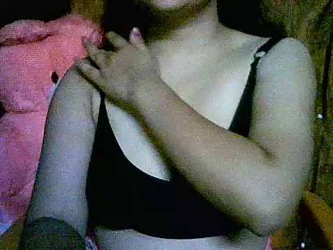 Snapshot of Cute_Suhaani chatting on August 3, 2026, 7:38 am Cute Suhaani online show from August 3, 2026, 7:38 am
