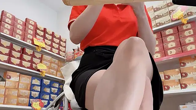 Katy Bae online show from April 7, 2026, 4:58 am