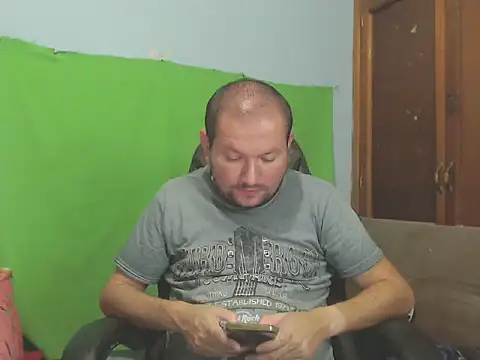 DoxerJohns05 online show from July 23, 2026, 3:48 am