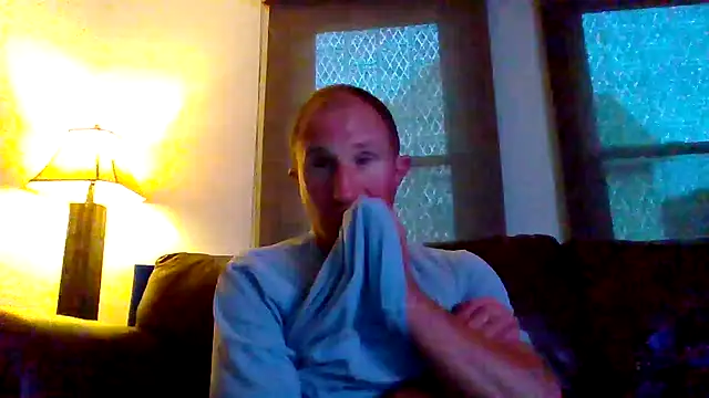 Snapshot of BJKing712 chatting on August 7, 2026, 10:38 pm BJKing712 online show from August 7, 2026, 10:38 pm