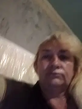 Snapshot of Bliss4532 chatting on July 29, 2026, 9:36 pm Bliss4532 online show from July 29, 2026, 9:36 pm
