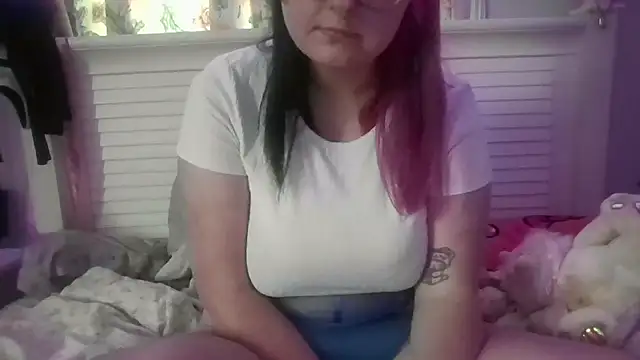 winterbabi online show from July 24, 2026, 10:06 pm