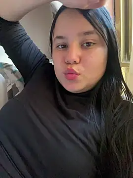 Snapshot of MariaMendoza09 chatting on July 28, 2026, 8:45 pm MariaMendoza09 online show from July 28, 2026, 8:45 pm