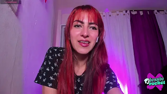 jessierocketx online show from October 25, 2025, 2:50 pm