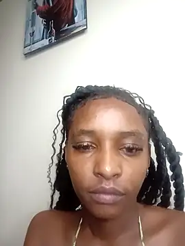 Snapshot of shirlykitty2 chatting on July 26, 2026, 9:43 pm shirlykitty2 online show from July 26, 2026, 9:43 pm
