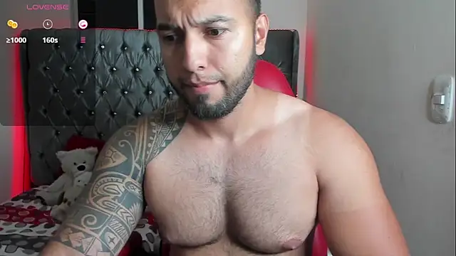 mrloganfuck1 online show from March 31, 2026, 7:32 am