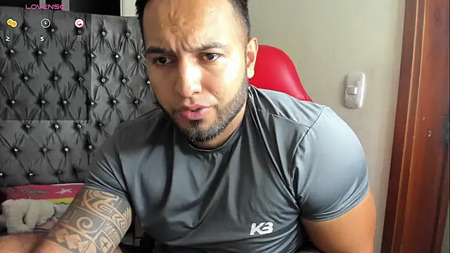 mrloganfuck1 online show from March 28, 2026, 12:33 am