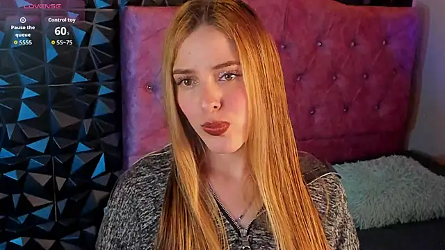 Snapshot of Karen_sins chatting on August 3, 2026, 1:28 pm Karen sins online show from August 3, 2026, 1:28 pm