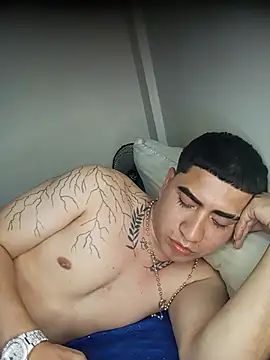 Snapshot of stiven96h chatting on July 31, 2026, 2:00 am stiven96h online show from July 31, 2026, 2:00 am