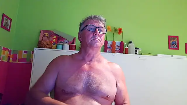 capitaine111 online show from August 1, 2026, 1:25 am