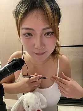 Snapshot of tingting89 chatting on August 2, 2026, 5:28 am tingting89 online show from August 2, 2026, 5:28 am
