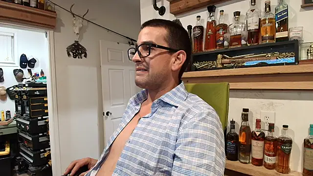 Snapshot of HoT_sHoT_357 chatting on August 3, 2026, 9:04 am HoT sHoT 357 online show from August 3, 2026, 9:04 am