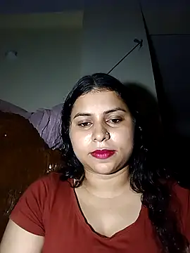 Snapshot of Subrina100 chatting on August 3, 2026, 6:03 pm Subrina100 online show from August 3, 2026, 6:03 pm