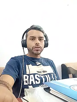 Snapshot of Franklin_Vikingo420 chatting on August 5, 2026, 2:33 pm Franklin Vikingo420 online show from August 5, 2026, 2:33 pm