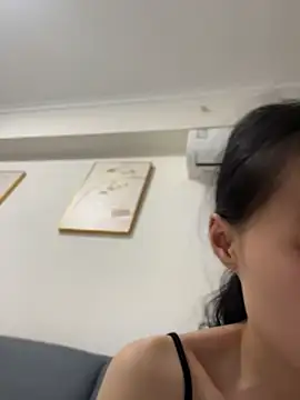 xiaoqiangwei online show from August 4, 2026, 5:28 pm