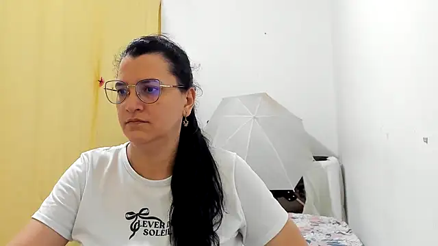 MARILYN GARCIA online show from May 27, 2026, 10:39 pm