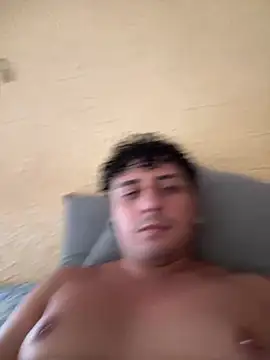 Snapshot of la_volpe_mangia_uva chatting on August 6, 2026, 2:56 pm la volpe mangia uva online show from August 6, 2026, 2:56 pm