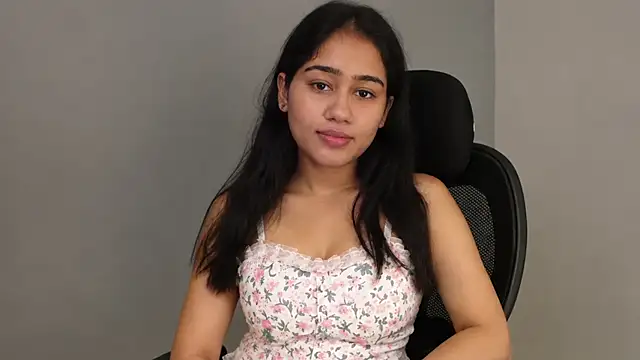 Manishaa59 online show from August 6, 2026, 5:41 pm