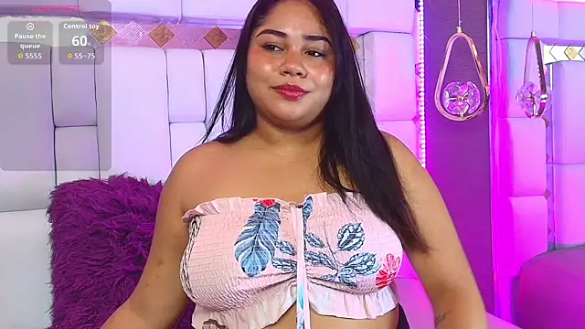Snapshot of Aisha-Saadi chatting on August 7, 2026, 1:17 pm Aisha-Saadi online show from August 7, 2026, 1:17 pm