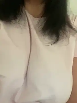 Snapshot of Azzurra1234 chatting on March 7, 2025, 9:40 am Azzurra1234 online show from March 7, 2025, 9:40 am