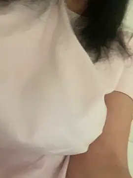 Snapshot of Azzurra1234 chatting on March 9, 2025, 10:19 am Azzurra1234 online show from March 9, 2025, 10:19 am