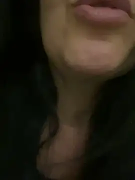 Snapshot of Azzurra1234 chatting on December 11, 2024, 4:09 pm Azzurra1234 online show from December 11, 2024, 4:09 pm