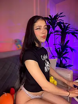 Snapshot of RunixDoll chatting on August 8, 2026, 9:55 pm RunixDoll online show from August 8, 2026, 9:55 pm