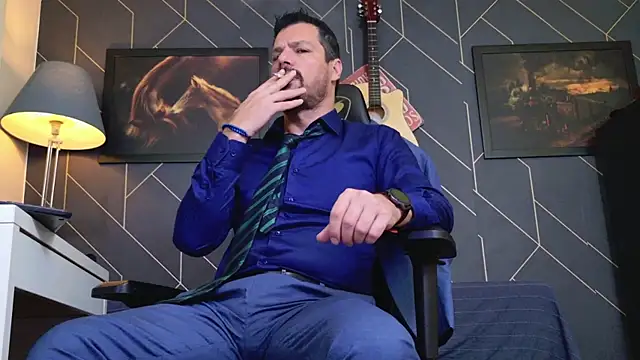 Snapshot of ChrisKox chatting on November 7, 2025, 1:32 am ChrisKox online show from November 7, 2025, 1:32 am