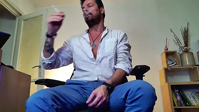 ChrisKox online show from April 28, 2026, 5:39 pm