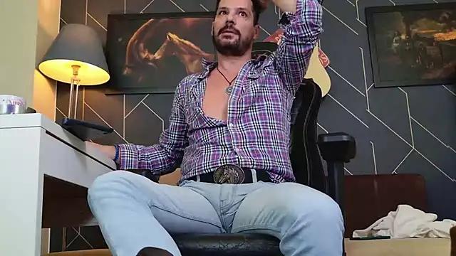 Snapshot of ChrisKox chatting on December 13, 2025, 8:04 pm ChrisKox online show from December 13, 2025, 8:04 pm