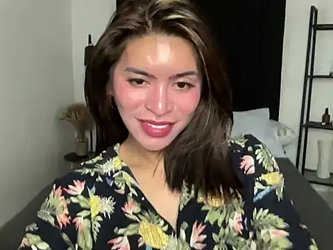 your bianca69 online show from April 16, 2026, 3:07 am