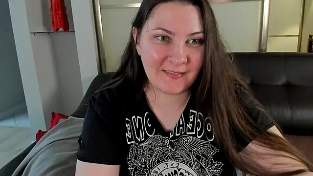 Snapshot of MarySwon chatting on March 18, 2025, 11:31 pm MarySwon online show from March 18, 2025, 11:31 pm