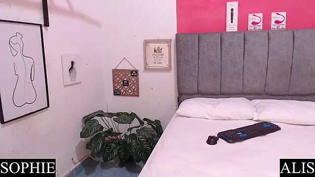 Sophie And Alis online show from February 15, 2025, 10:55 am