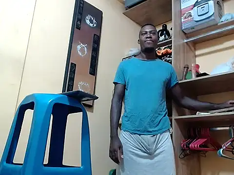 Snapshot of kurtbigcock chatting on February 7, 2026, 6:49 pm kurtbigcock online show from February 7, 2026, 6:49 pm