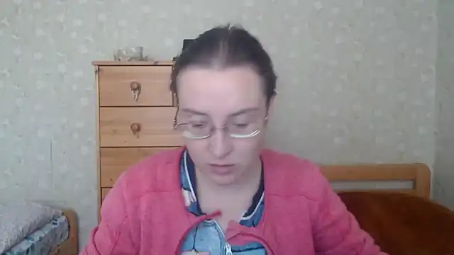 Snapshot of Smart_Rose chatting on March 15, 2025, 12:24 pm Smart Rose online show from March 15, 2025, 12:24 pm