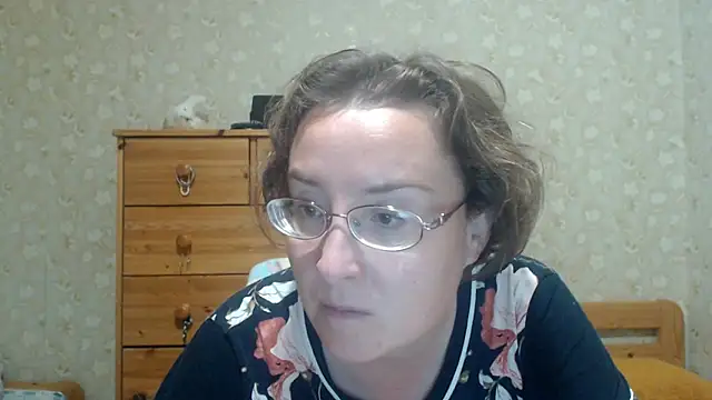 Snapshot of Smart_Rose chatting on July 12, 2026, 9:26 pm Smart Rose online show from July 12, 2026, 9:26 pm