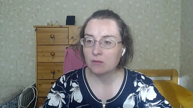 Snapshot of Smart_Rose chatting on September 14, 2025, 6:14 am Smart Rose online show from September 14, 2025, 6:14 am