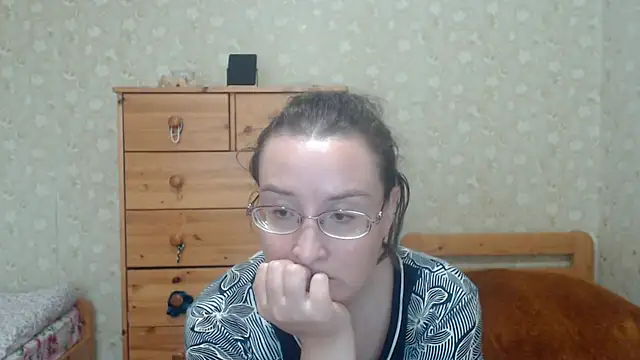 Snapshot of Smart_Rose chatting on September 27, 2025, 12:33 pm Smart Rose online show from September 27, 2025, 12:33 pm