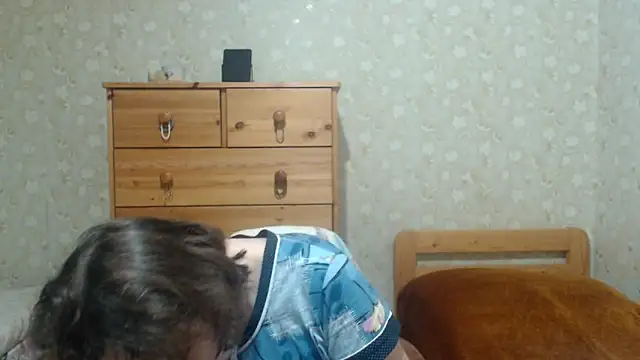 Snapshot of Smart_Rose chatting on November 5, 2025, 2:20 pm Smart Rose online show from November 5, 2025, 2:20 pm