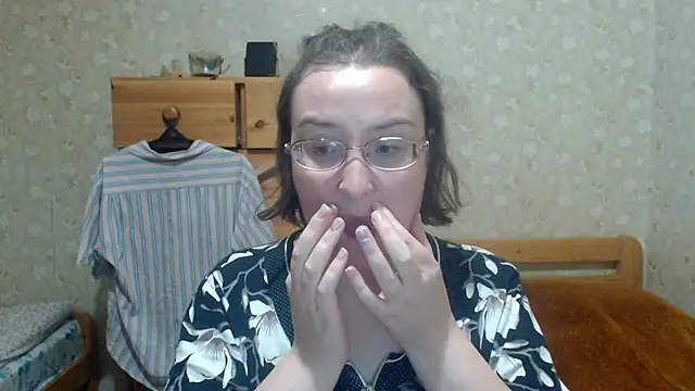 Snapshot of Smart_Rose chatting on October 14, 2025, 4:07 pm Smart Rose online show from October 14, 2025, 4:07 pm