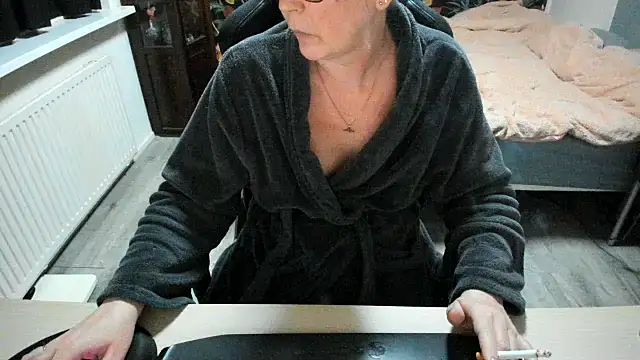 Snapshot of minoesje37 chatting on February 22, 2025, 9:59 pm minoesje37 online show from February 22, 2025, 9:59 pm