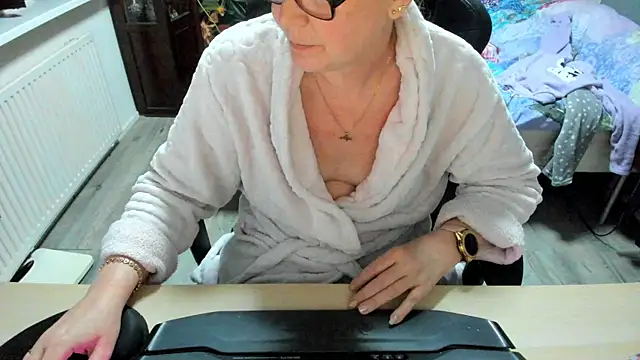 Snapshot of minoesje37 chatting on March 2, 2025, 8:46 pm minoesje37 online show from March 2, 2025, 8:46 pm