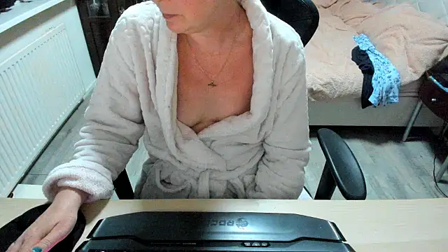 Snapshot of minoesje37 chatting on March 11, 2025, 8:31 pm minoesje37 online show from March 11, 2025, 8:31 pm