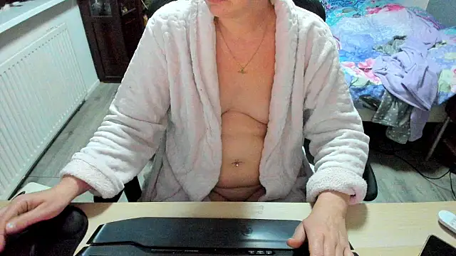 Snapshot of minoesje37 chatting on March 6, 2025, 8:37 pm minoesje37 online show from March 6, 2025, 8:37 pm