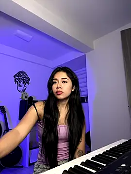 Snapshot of aimi_art1 chatting on September 18, 2025, 2:25 am aimi art1 online show from September 18, 2025, 2:25 am