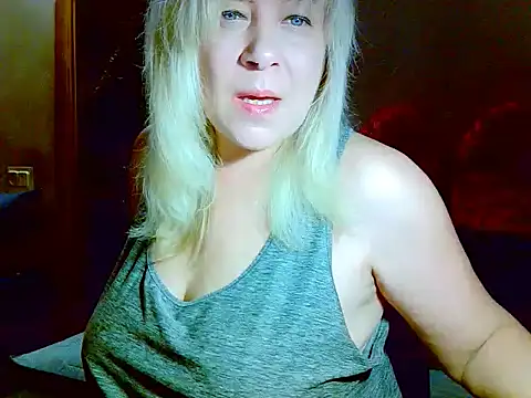 AgoniA7 online show from May 21, 2026, 6:38 pm